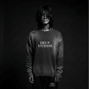 Hoodies & Sweatshirts